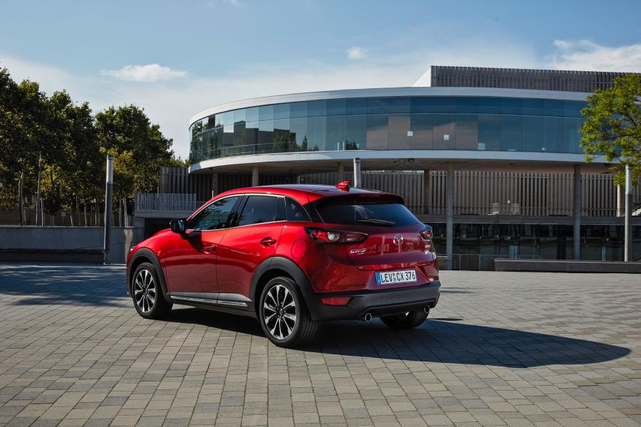  Mazda CX-3 2018 года  (WW) (фото 14 из 40)